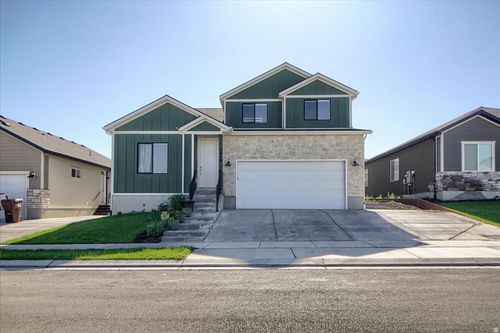 7958 N Bristlecone Rd, Eagle Mountain, UT, 84005-6208 | Card Image
