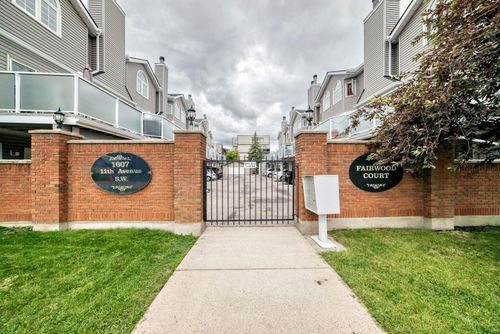 102-1607 11 Ave Sw, Calgary, AB, T3C0N3 | Card Image