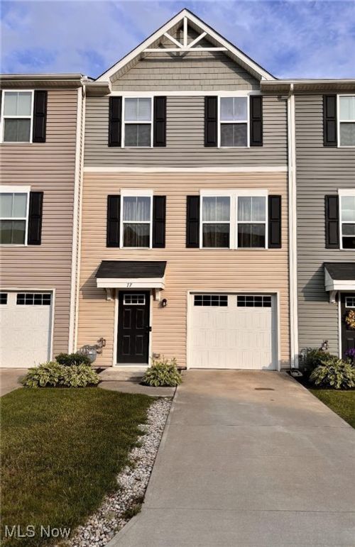 77 Maple Spring Dr, Painesville, OH, 44077-4105 | Card Image