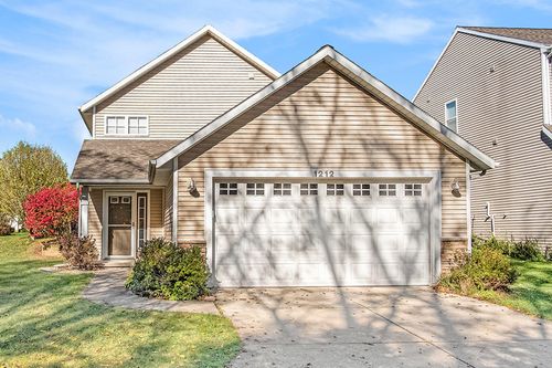1212 Highland Hl, Lowell, MI, 49331-8849 | Card Image