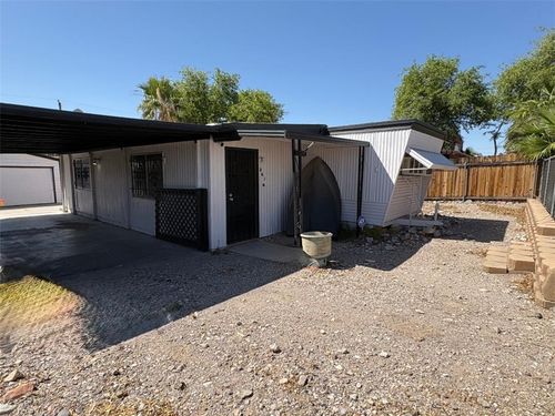261 Long Ave, Bullhead City, AZ, 86429-5207 | Card Image