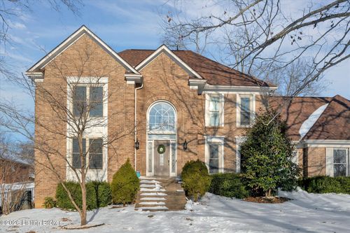 514 Woodlake Dr, Louisville, KY, 40245-5109 | Card Image