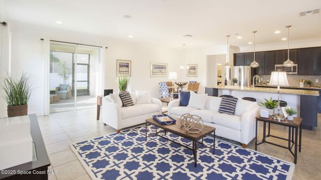 Model home - actual features may vary. | Image 5