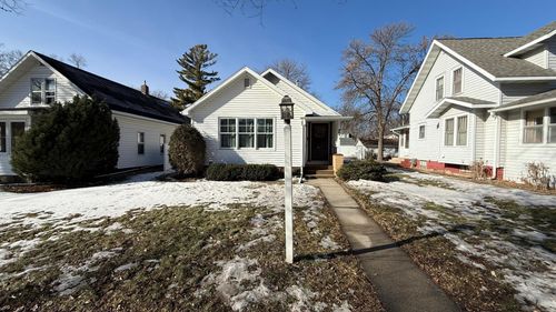 209 N 10th St, Montevideo, MN, 56265-1837 | Card Image