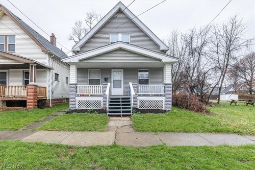 3152 W 68th St, Cleveland, OH, 44102-5306 | Card Image