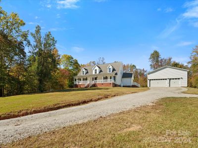 Home and detached 3 car garage/workshop | Image 3