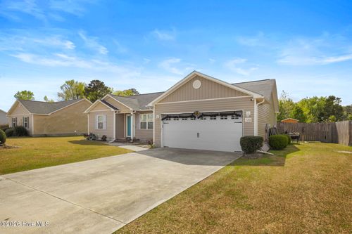 120 Eagle Ridge Dr, Beulaville, NC, 28518-7512 | Card Image