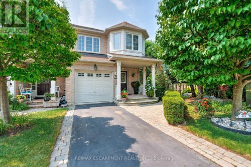 40-2511 Boros Rd, Burlington, ON, L7M5B2 | Card Image