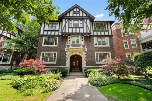 1-1633 Hinman Ave, Evanston, IL, 60201-6044 | Card Image