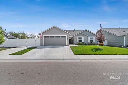 291 S Fuji Ave, Emmett, ID, 83617-8023 | Card Image