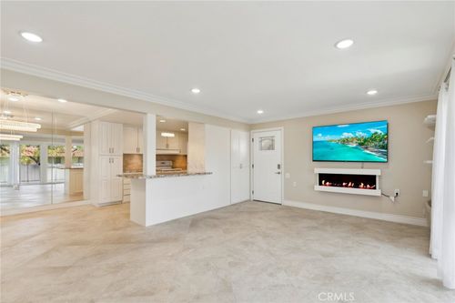 b-879 Via Mendoza, Laguna Woods, CA, 92637-4700 | Card Image