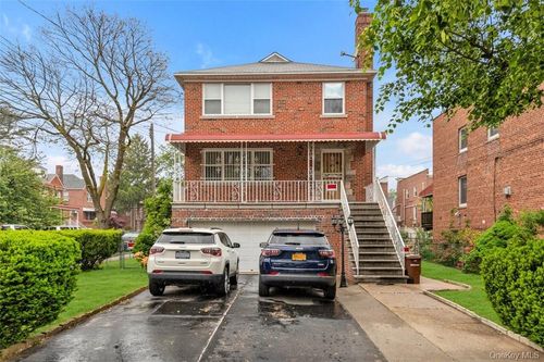 1201 Neill Ave, Bronx, NY, 10461-1720 | Card Image