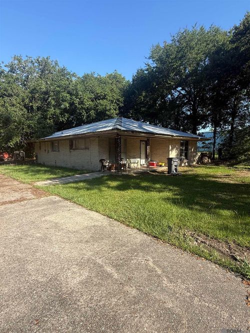 6155 N Foster Dr, Baton Rouge, LA, 70805-1632 | Card Image