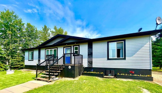 350 14579 Township Rd 690, Home with 3 bedrooms, 2 bathrooms and 5 parking in Lac La Biche AB | Image 1