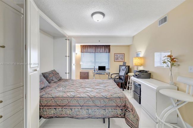 APT-908 - 2334 S Cypress Bend Dr, Condo with 3 bedrooms, 2 bathrooms and null parking in Pompano Beach FL | Image 23