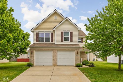 5727 Brookstone Dr, Indianapolis, IN, 46234-3245 | Card Image