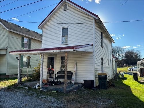 425 Somers St, Rostraver Twp, PA, 15072-1013 | Card Image