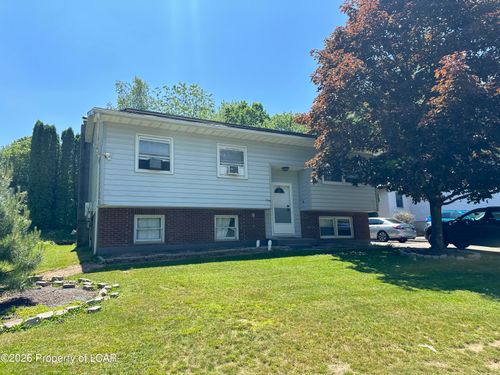 46 Garrison Rd, Hazle Township, PA, 18202-2917 | Card Image