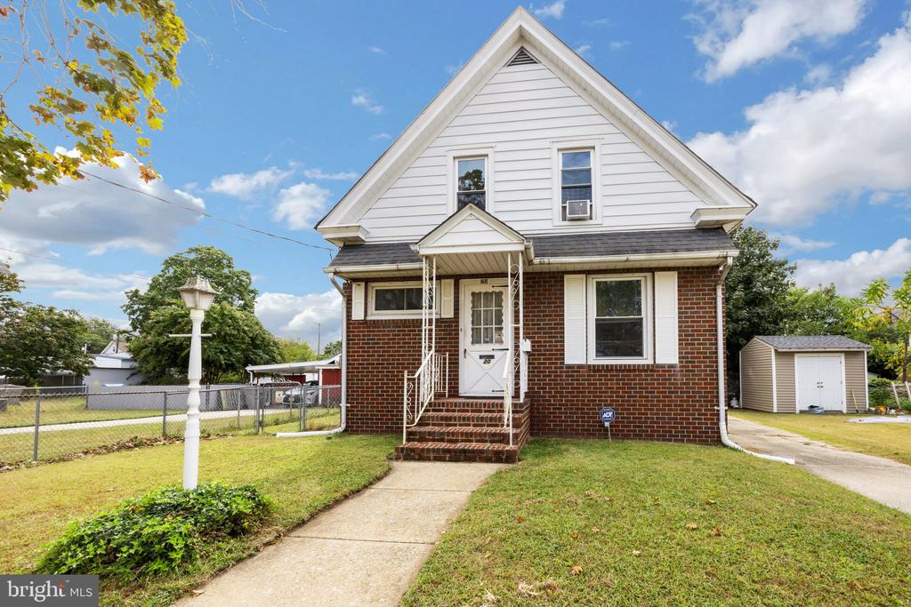 Wood St, Paulsboro, NJ 08066