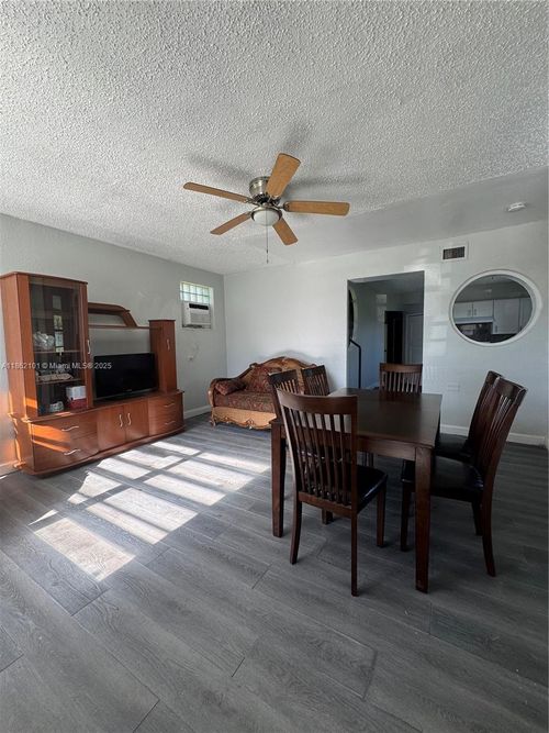 apt-1-7802 Nw 8th Ave, Miami, FL, 33150-3272 | Card Image