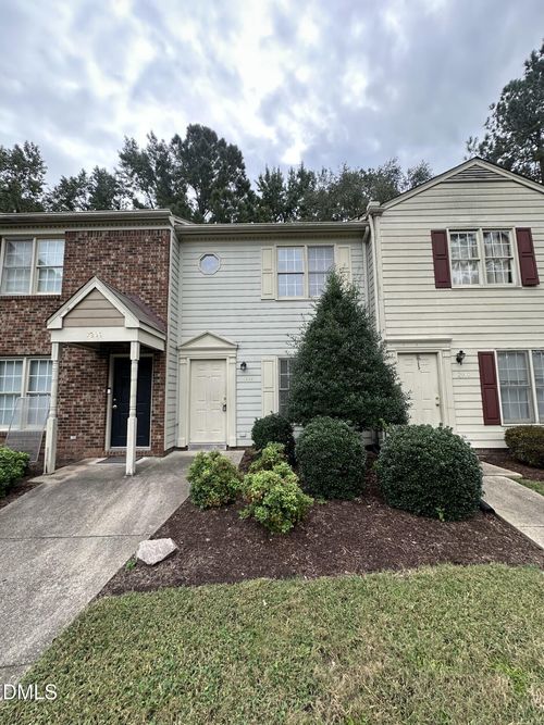 2904 Faversham Pl, Raleigh, NC, 27604-4067 | Card Image