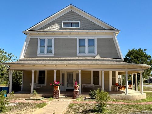 323 S 6th St, Kenedy, TX, 78119-2647 | Card Image