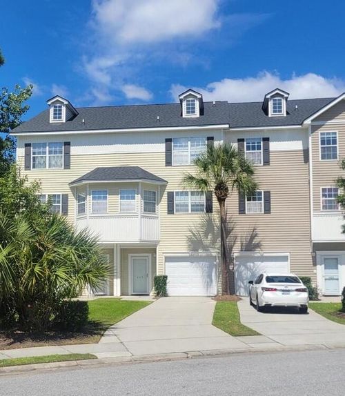 4527 Great Oak Dr, North Charleston, SC, 29418-5002 | Card Image
