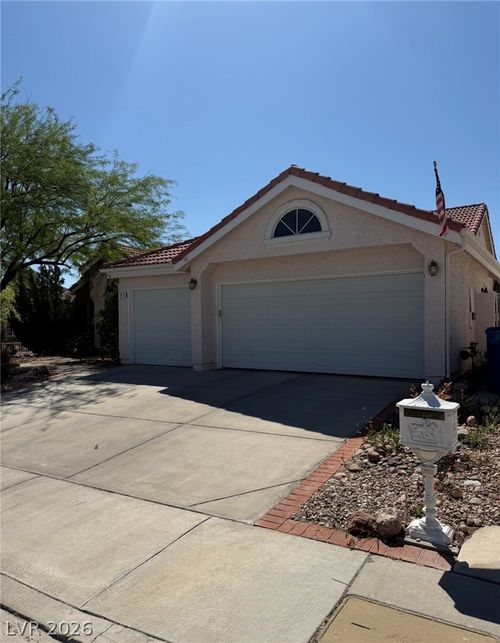 9713 Cascade Falls Ave, Las Vegas, NV, 89117-0687 | Card Image