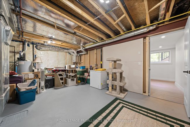 48 Deerview Dr, House other with 3 bedrooms, 3 bathrooms and 4 parking in Quinte West ON | Image 29