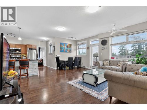 404-22858 Lougheed Highway, Maple Ridge, BC, V2X2V6 | Card Image