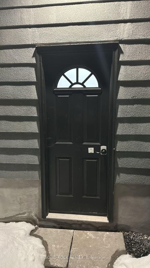 1678 Fisher Ave, Ottawa, ON, K2C1X7 | Card Image