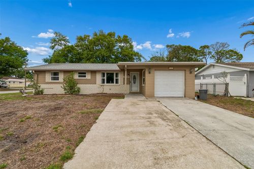 5097 88th Ave N, Pinellas Park, FL, 33782-5306 | Card Image