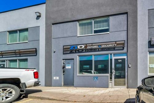 124-2730 3 Avenue Ne, Calgary, AB, T2A2L5 | Card Image