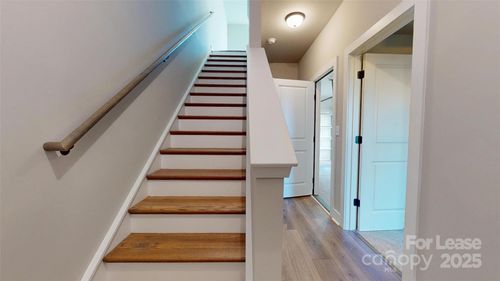 3926 Winterfield Pl, Charlotte, NC, 28205-5929 | Card Image