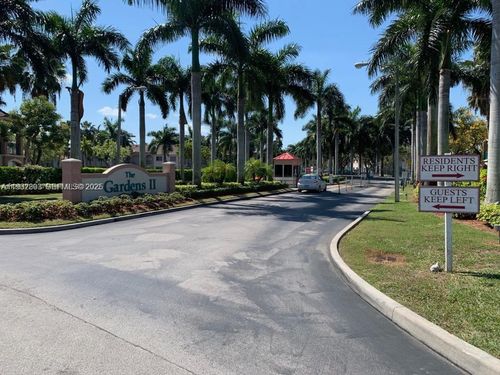 45-2920 Se 13th Rd, Homestead, FL, 33035-2387 | Card Image