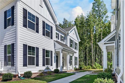 4985 Boone Rd, Chesapeake, VA, 23320 | Card Image