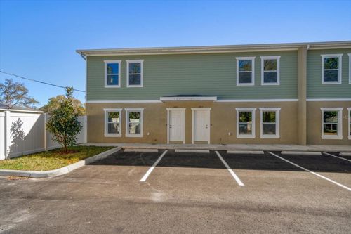 8411 Daves Homes Pl, Tampa, FL, 33614-2850 | Card Image
