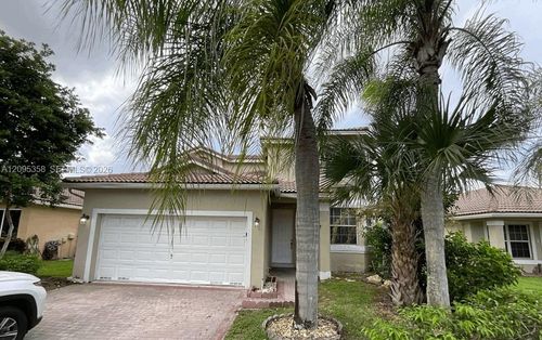 11867 Sw 7th St, Pembroke Pines, FL, 33025-3476 | Card Image