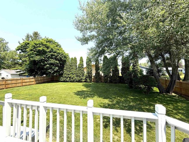 1906 22 Nd Avenue, House other with 4 bedrooms, 3 bathrooms and null parking in Menominee MI | Image 7