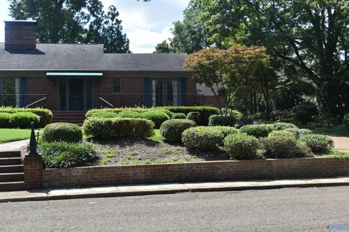 312 White Cir Se, Huntsville, AL, 35801-4161 | Card Image