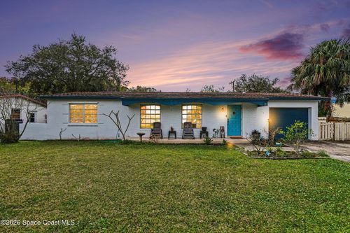 135 Skyline Blvd, MERRITT ISLAND, FL, 32953-3028 | Card Image
