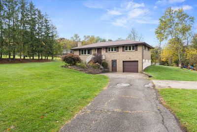 135 Winterset Rd, House other with 3 bedrooms, 2 bathrooms and 1 parking in Economy PA | Image 1