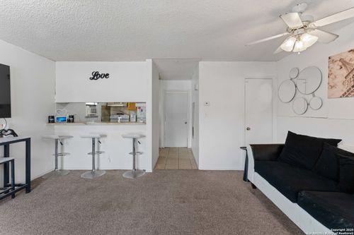 1626 Santa Anna, San Antonio, TX, 78201-4065 | Card Image