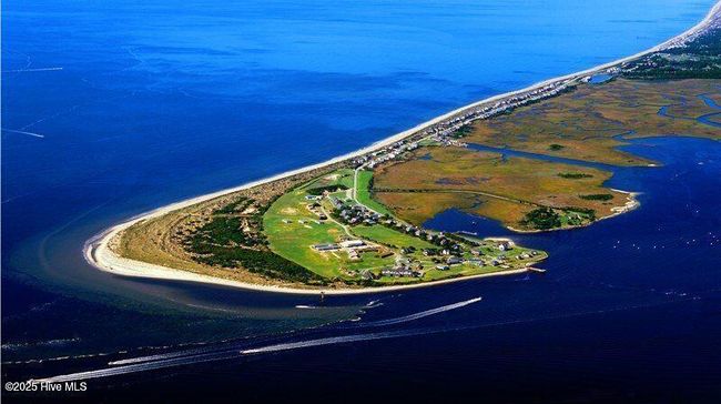 115 Ne 7 Th St, House other with 3 bedrooms, 2 bathrooms and null parking in Oak Island NC | Image 50