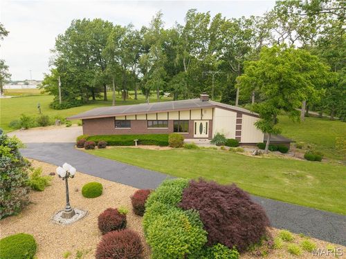 65 Northside Dr, Perryville, MO, 63775-7375 | Card Image