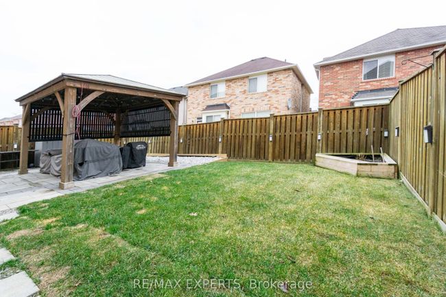60 Crystalhill Dr, House other with 6 bedrooms, 5 bathrooms and 4 parking in Brampton ON | Image 38