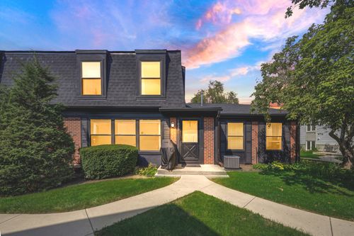 1022 Inverrary Ln, Deerfield, IL, 60015-3610 | Card Image