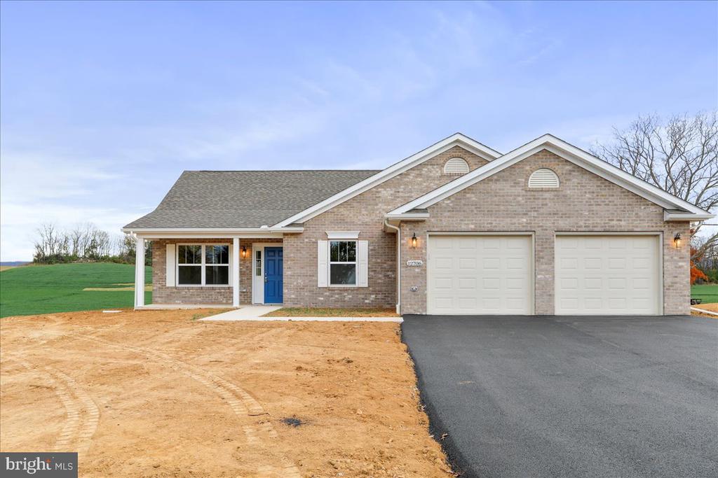 Residential in CLEAR SPRING 3