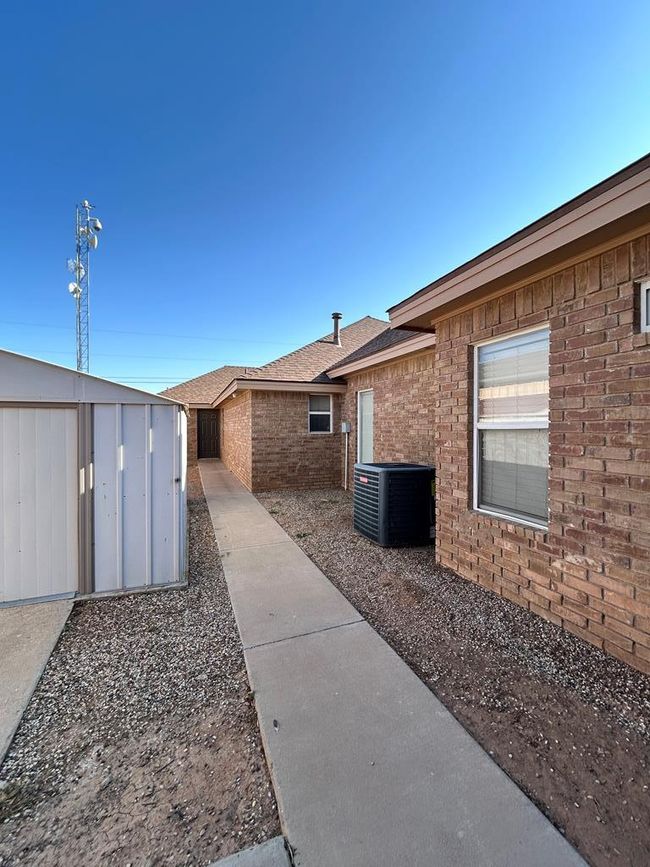 390 Hackberry Dr, House other with 5 bedrooms, 5 bathrooms and 3 parking in Andrews TX | Image 82