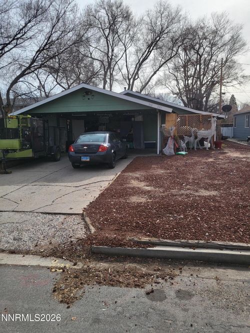 319 Lee St, Carson City, NV, 89706-2532 | Card Image